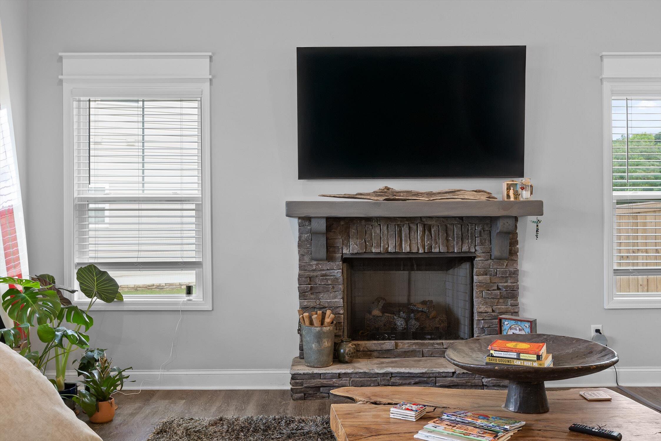 Chattanooga, Tennessee 37416, United States, 4 Bedrooms Bedrooms, ,3 BathroomsBathrooms,Residential,Contingent,159957