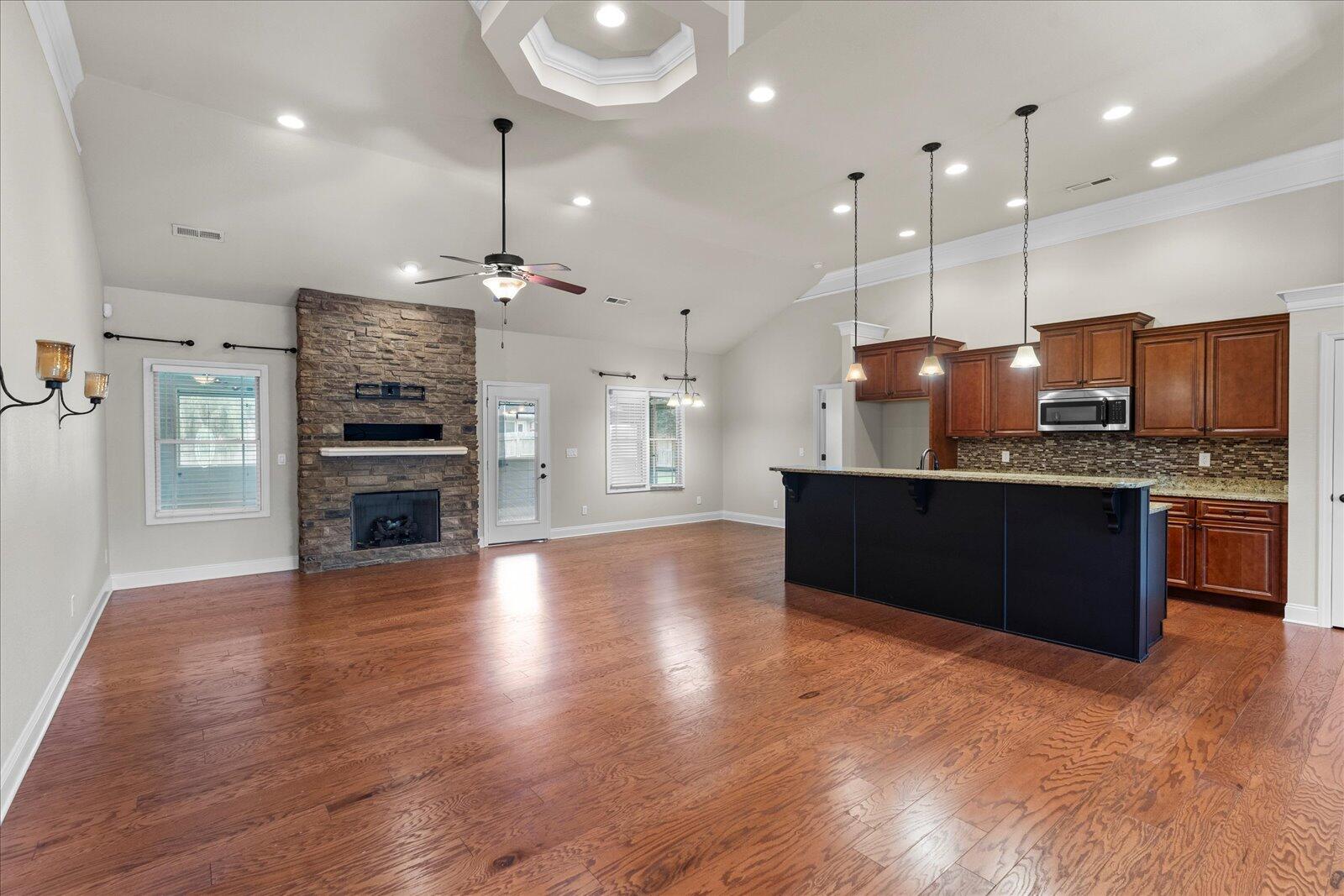 5940 Sunset Canyon Drive