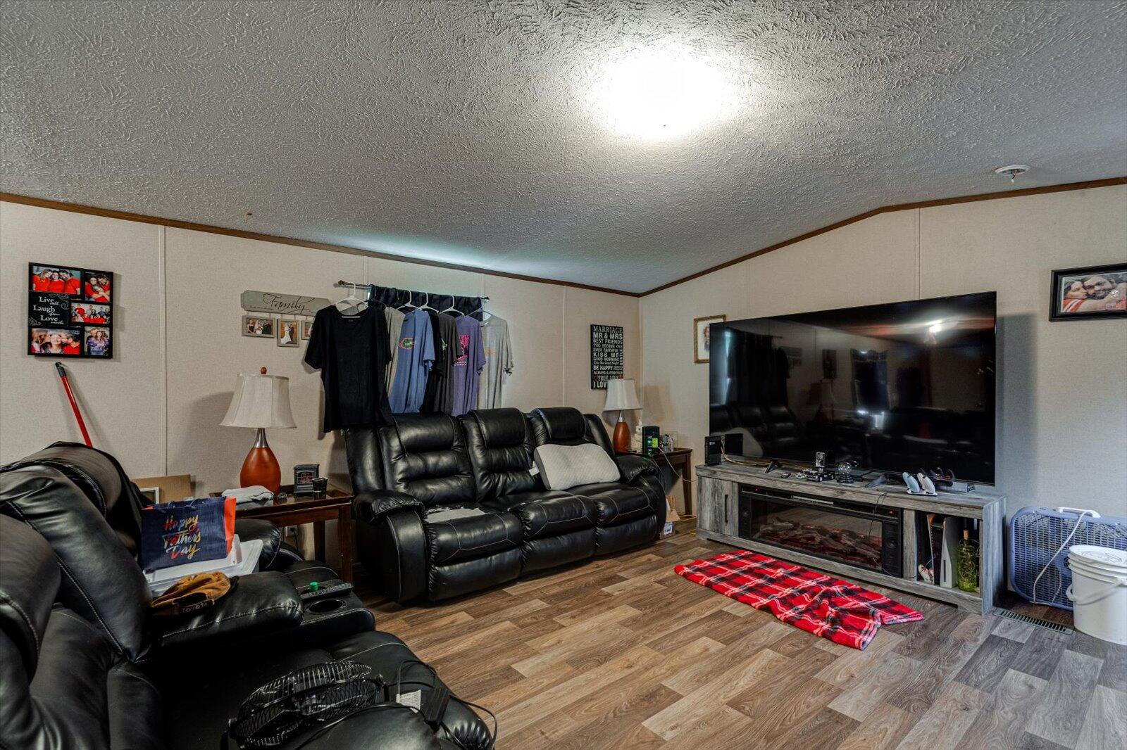 4259 Keith Valley Road