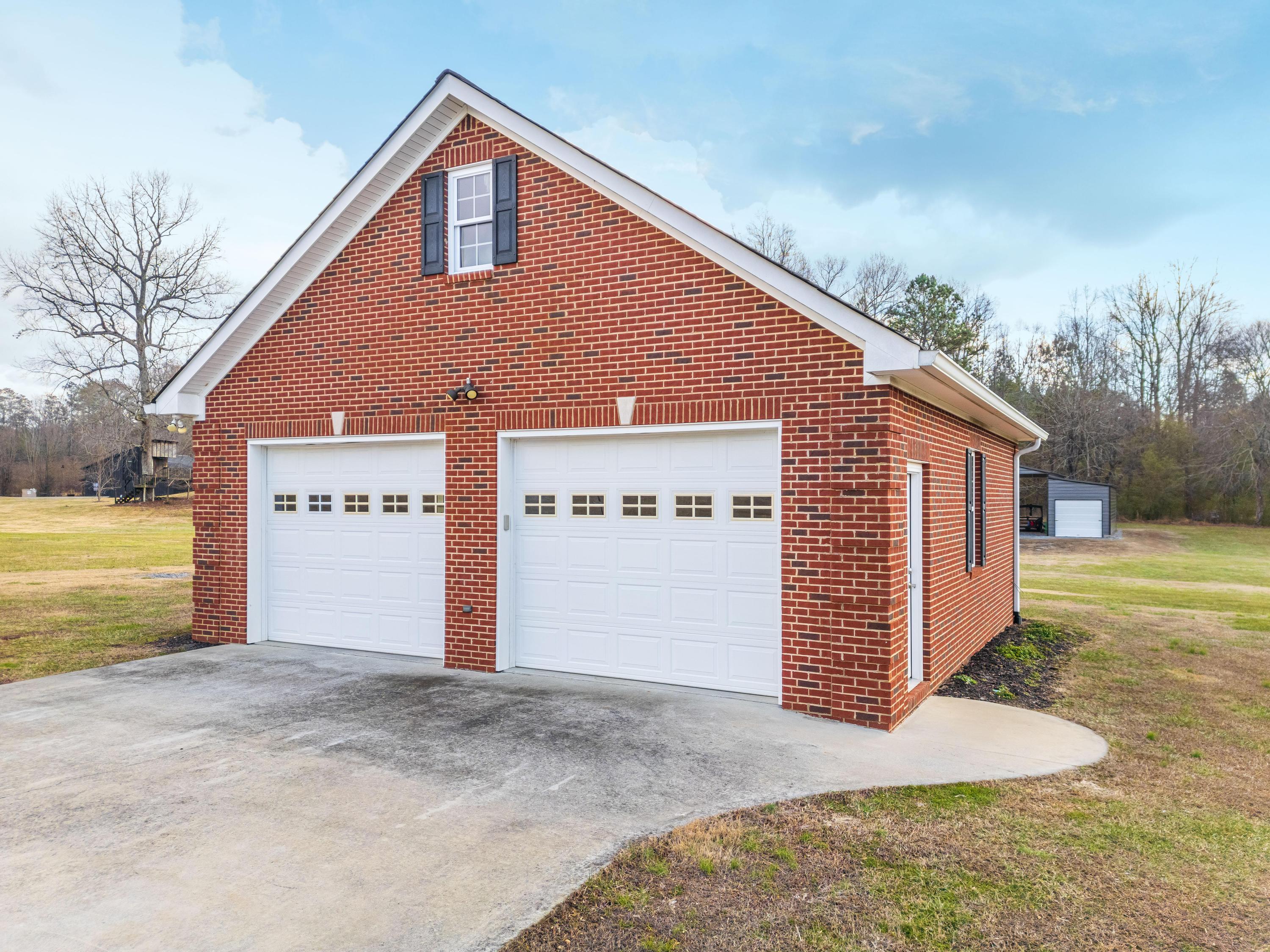 710 Farmbrook Drive, Rocky Face, Georgia image 9