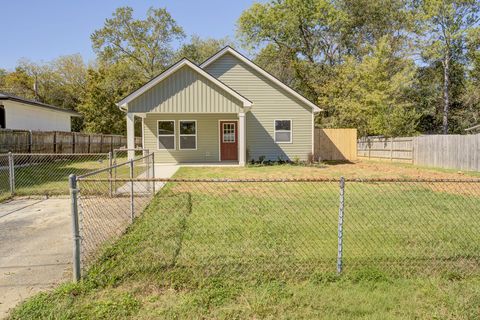 218 Robert E Lee Street Fort Oglethorpe GA 30742