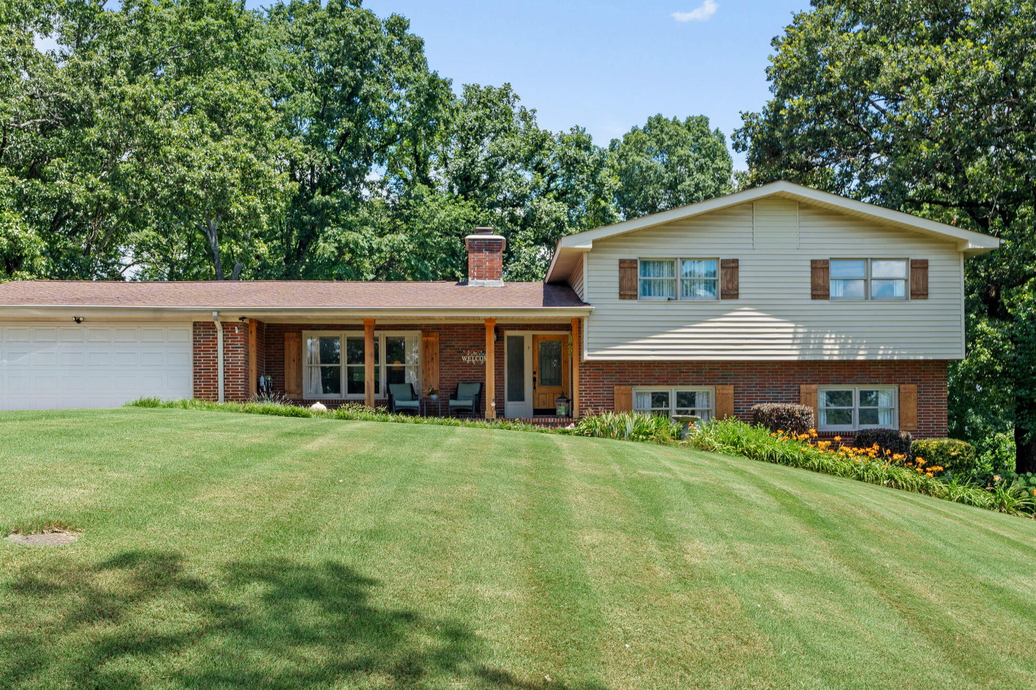 4522 Cloverdale Loop