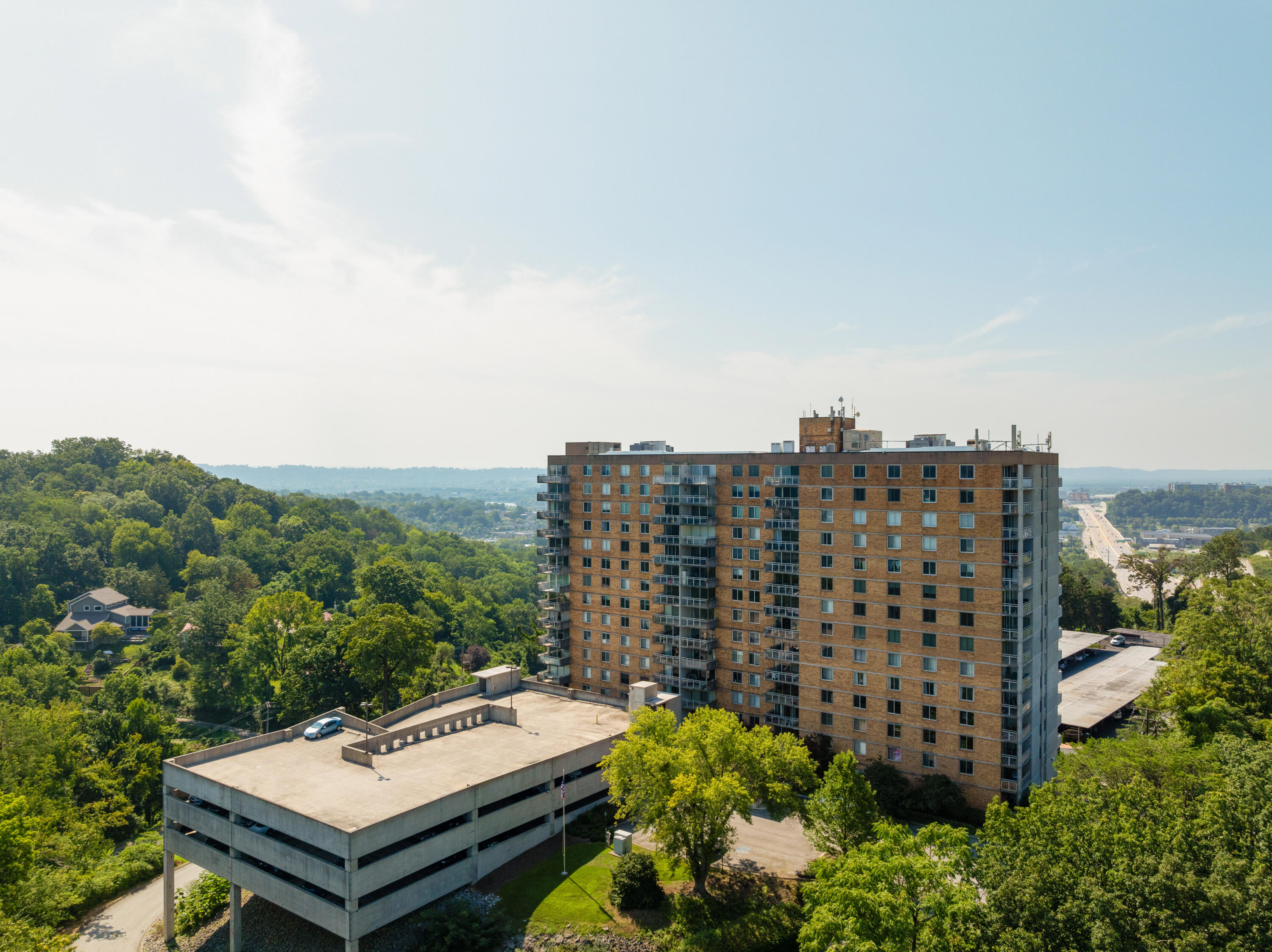 1131 Stringers Ridge Road #7J, Chattanooga, Tennessee image 3