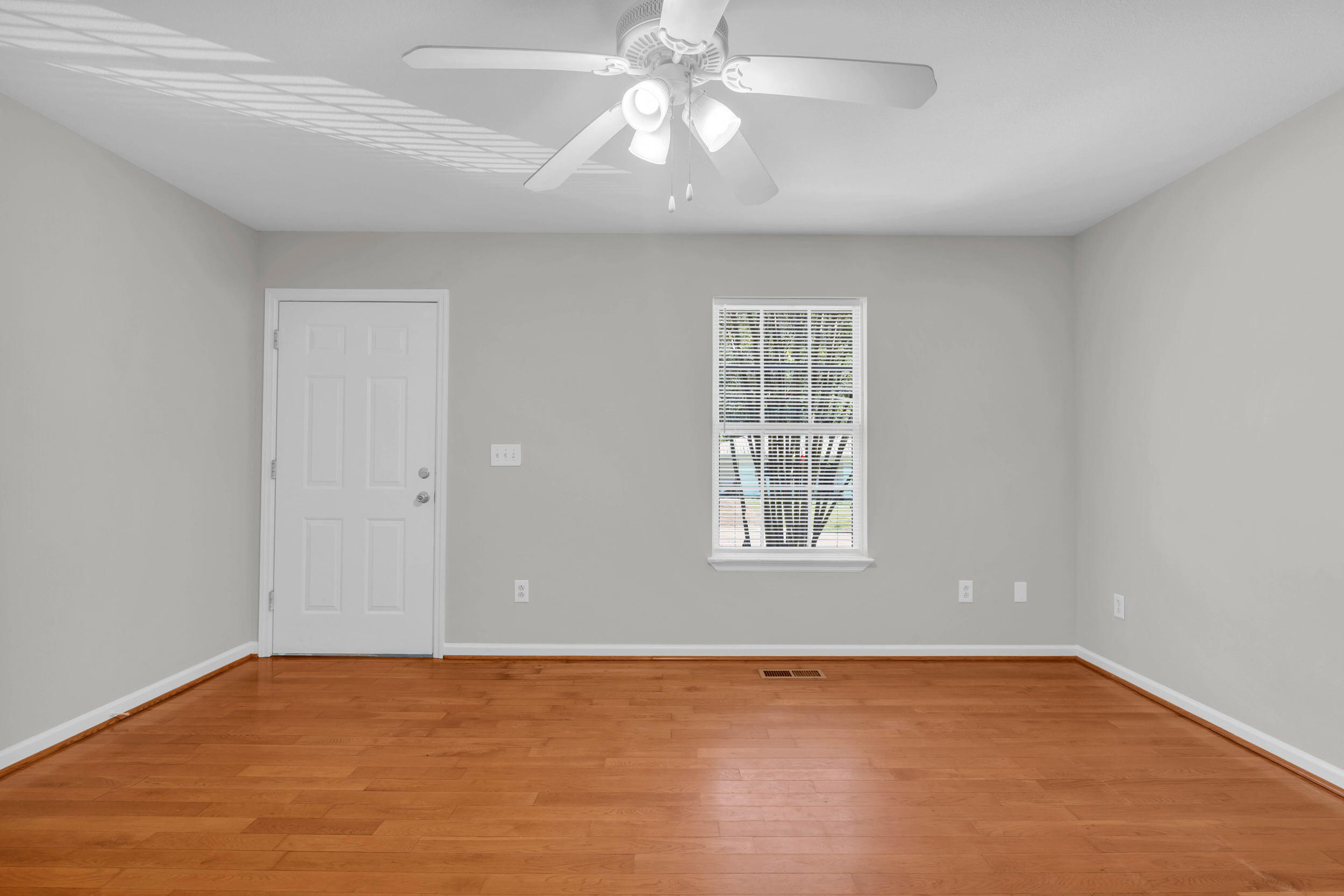 541 Lullwater Road