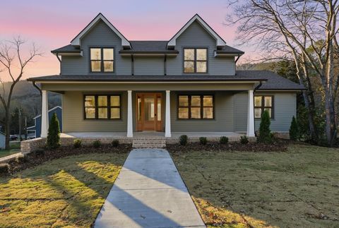 Photo of 5205 Tennessee Avenue, Chattanooga, TN 37409 (MLS # 1524659)