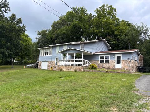 Homes For Sale - 511 Mohawk Trail<br/> Walker County, Rossville, GA 30741