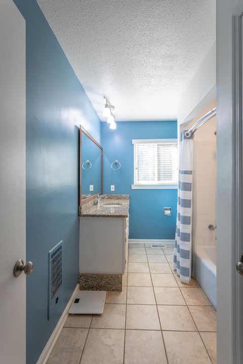 Tiny photo for 1416 Highcrest Drive, Hixson, TN 37343 (MLS # 1525455)