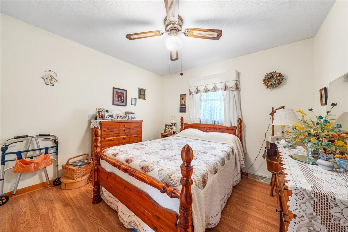 Whitwell, Tennessee, 37397, United States, 3 Bedrooms Bedrooms, ,2 BathroomsBathrooms,Residential,Active,2030594