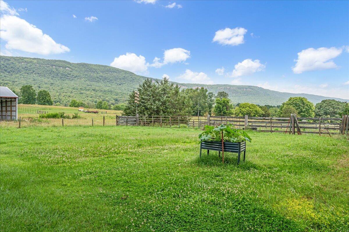Whitwell, Tennessee, 37397, United States, 3 Bedrooms Bedrooms, ,2 BathroomsBathrooms,Residential,Active,2030594