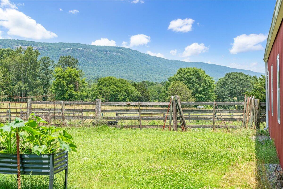 Whitwell, Tennessee, 37397, United States, 3 Bedrooms Bedrooms, ,2 BathroomsBathrooms,Residential,Active,2030594