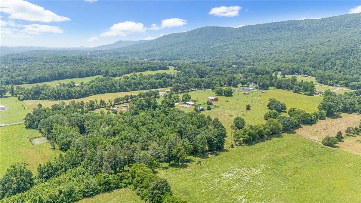 Whitwell, Tennessee, 37397, United States, 3 Bedrooms Bedrooms, ,2 BathroomsBathrooms,Residential,Active,2030594