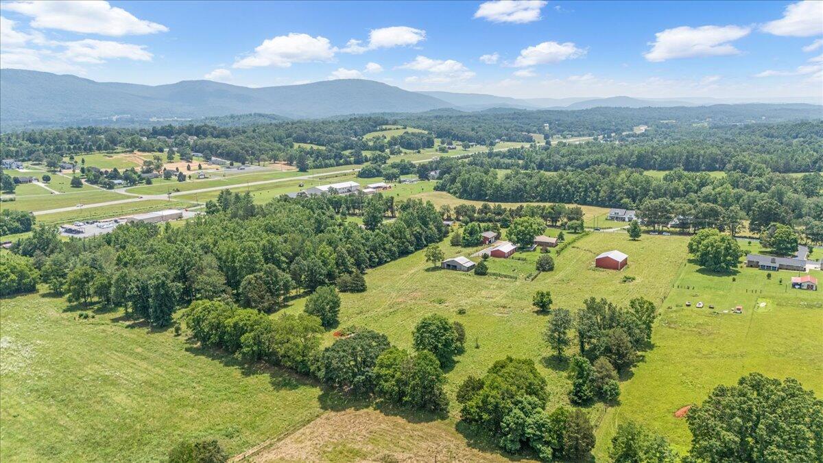 Whitwell, Tennessee, 37397, United States, 3 Bedrooms Bedrooms, ,2 BathroomsBathrooms,Residential,Active,2030594