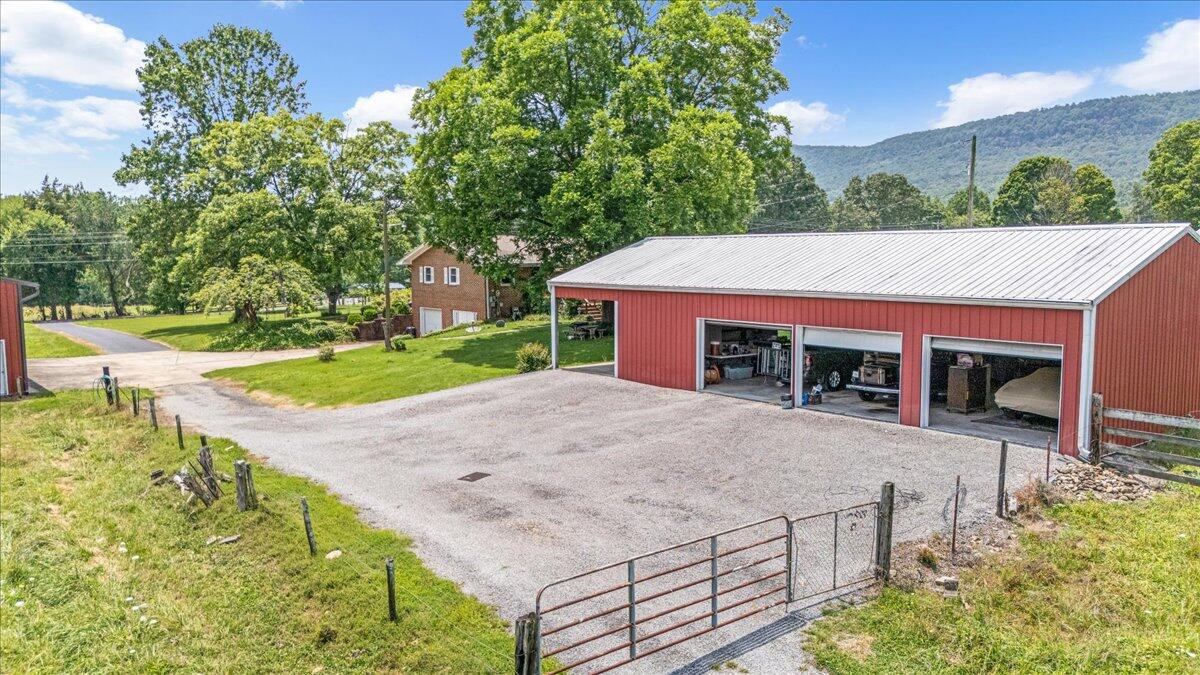 Whitwell, Tennessee, 37397, United States, 3 Bedrooms Bedrooms, ,2 BathroomsBathrooms,Residential,Active,2030594