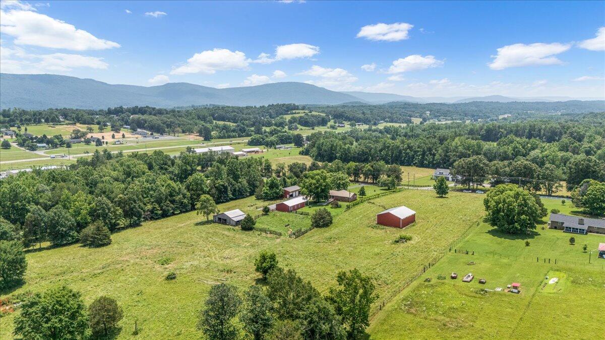 Whitwell, Tennessee, 37397, United States, 3 Bedrooms Bedrooms, ,2 BathroomsBathrooms,Residential,Active,2030594