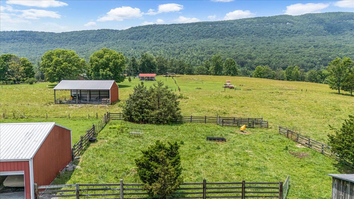 Whitwell, Tennessee, 37397, United States, 3 Bedrooms Bedrooms, ,2 BathroomsBathrooms,Residential,Active,2030594
