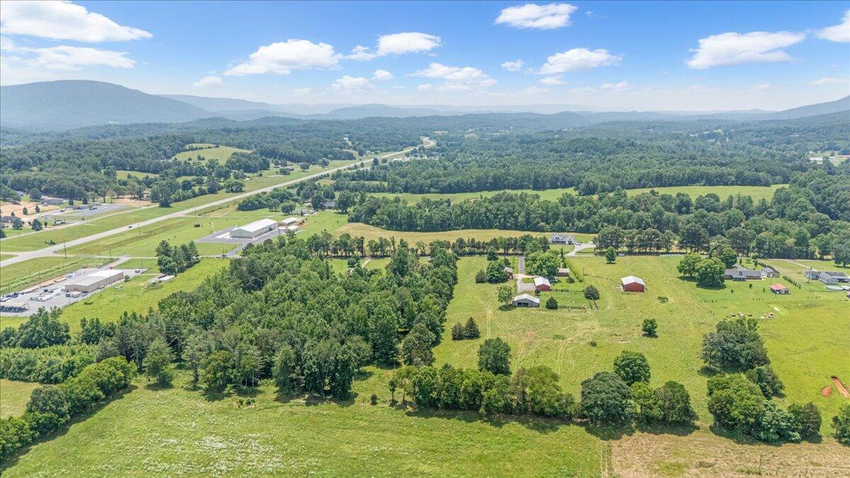 Whitwell, Tennessee, 37397, United States, 3 Bedrooms Bedrooms, ,2 BathroomsBathrooms,Residential,Active,2030594