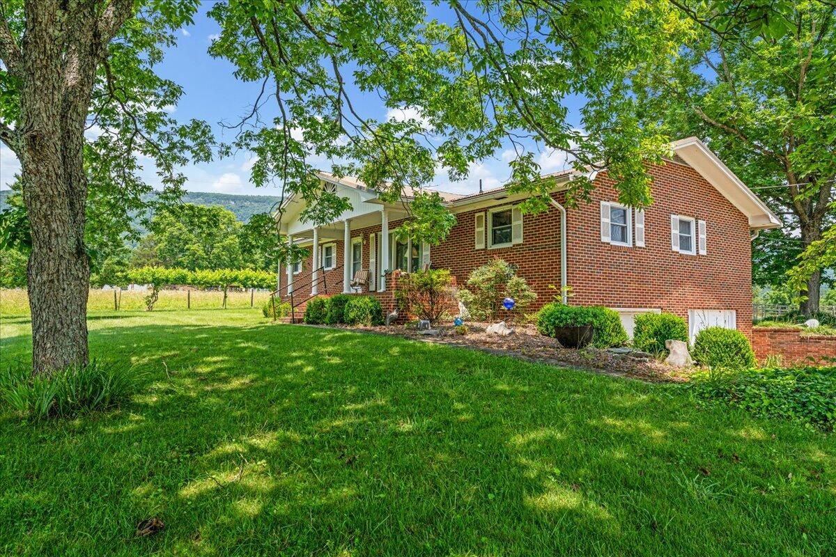 Whitwell, Tennessee, 37397, United States, 3 Bedrooms Bedrooms, ,2 BathroomsBathrooms,Residential,Active,2030594