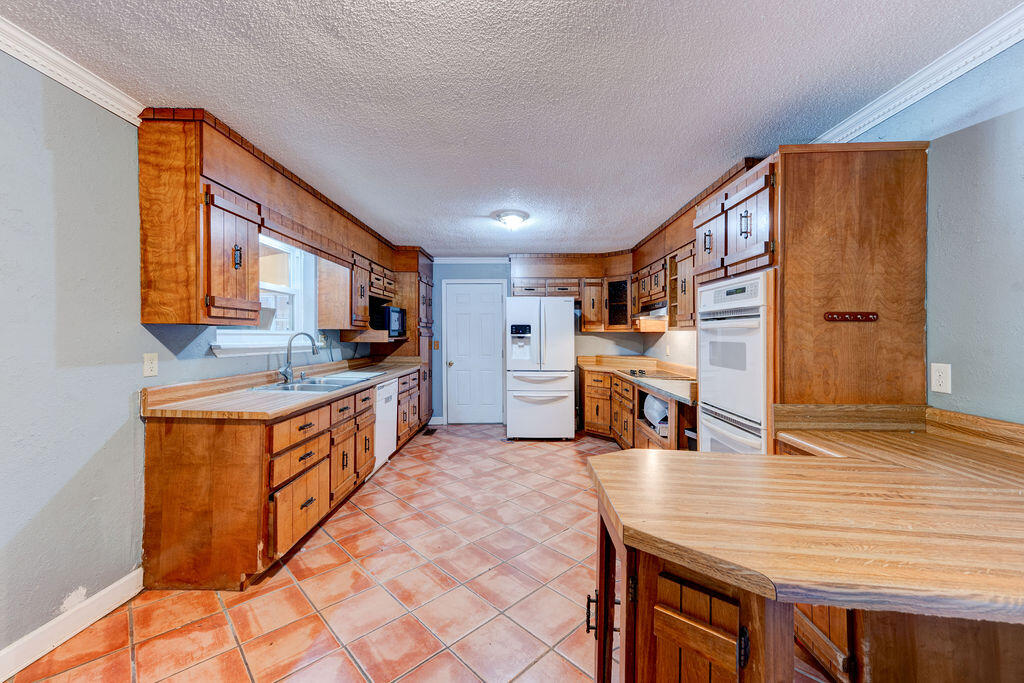 336 Fernwood Drive, Rossville, Georgia image 9