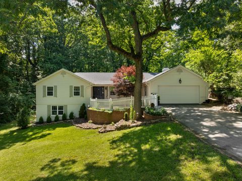 Homes For Sale - 110 Linden Street<br/> Hamilton County, Lookout Mountain, TN 37350