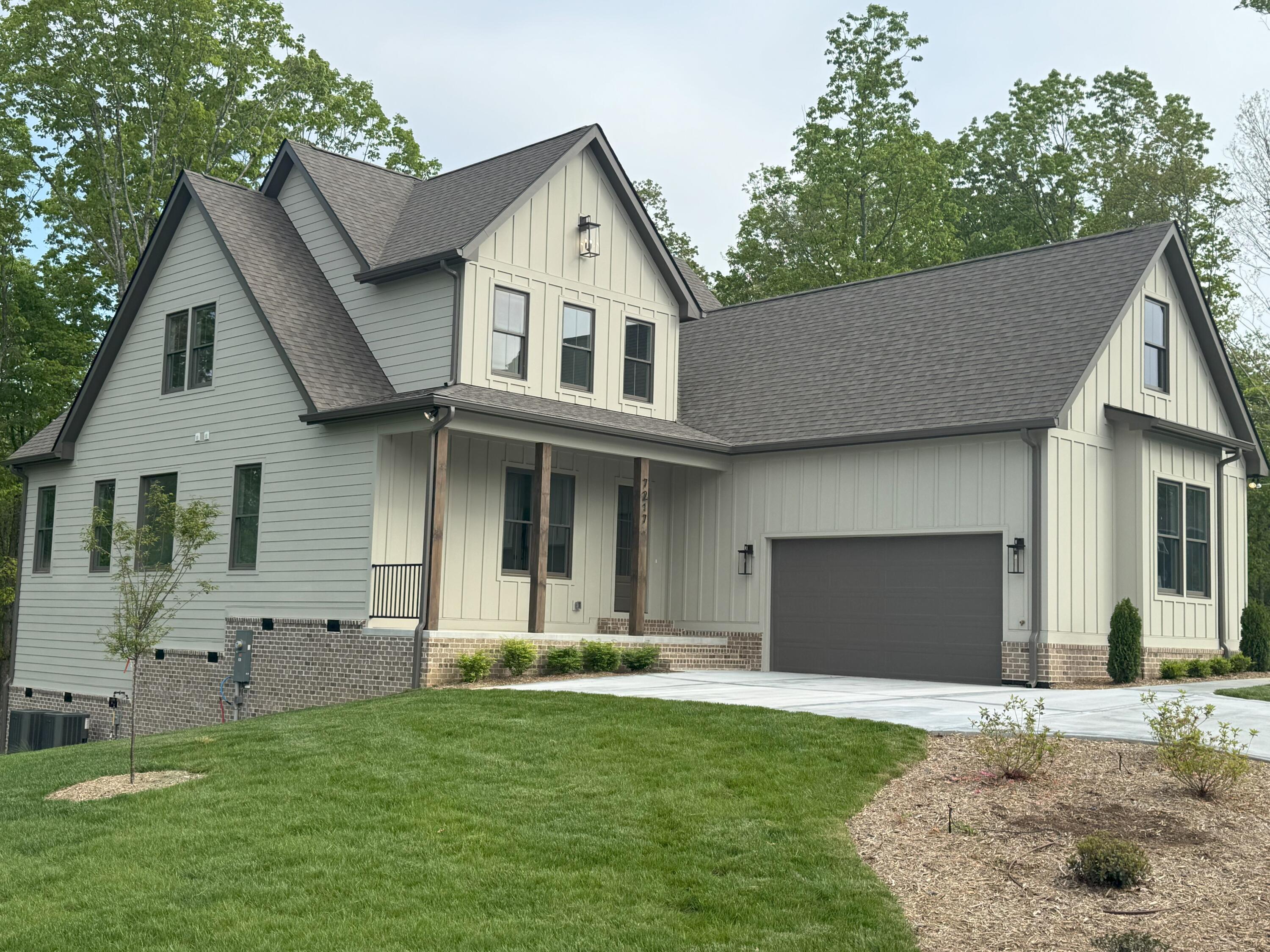 7217 Blackstone Drive, Signal Mountain, Tennessee image 1