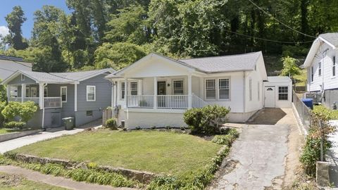 Photo of 1004 Dartmouth Street, Chattanooga, TN 37405 (MLS # 1534437)