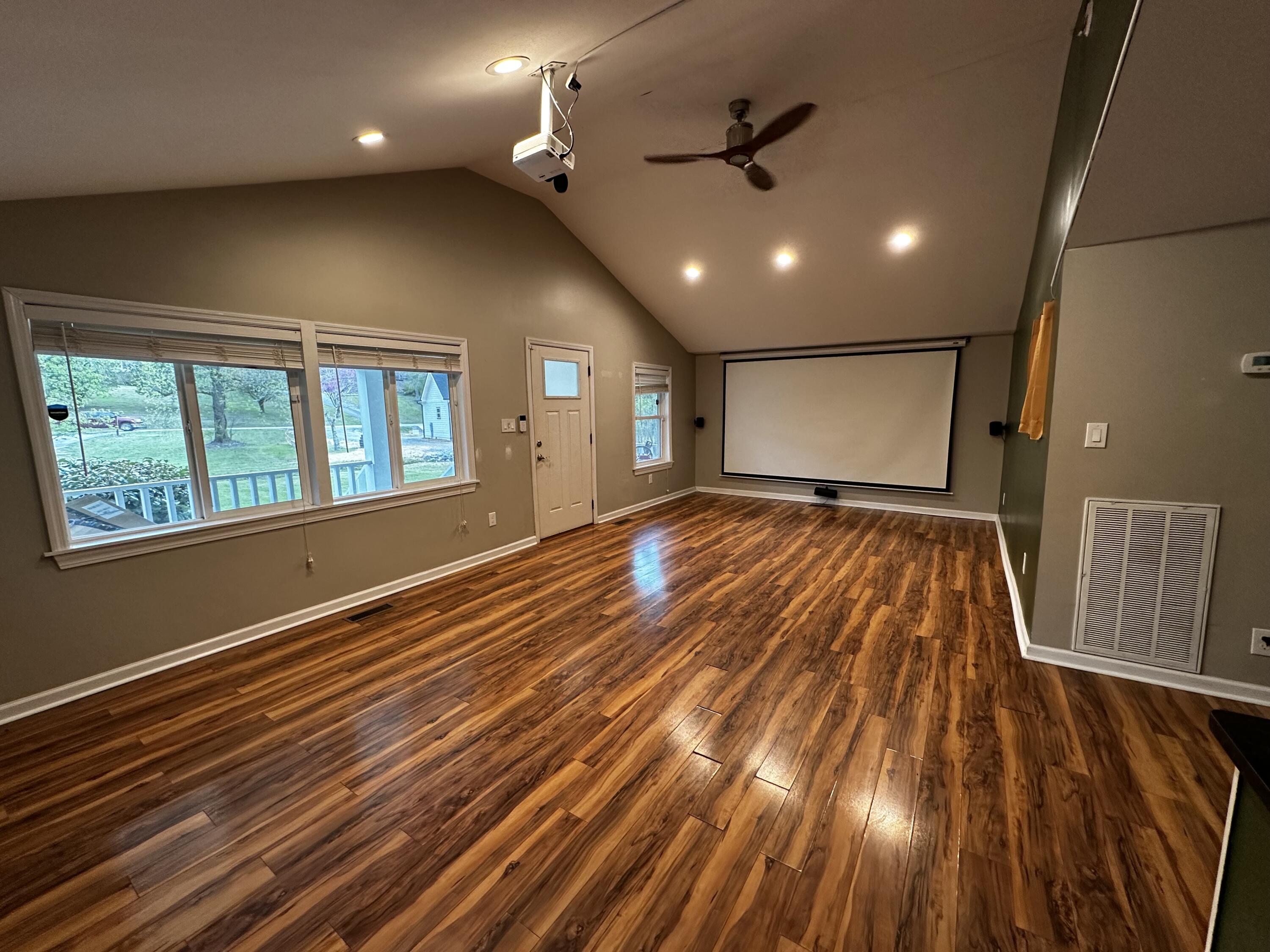 10820 Dallas Hollow Road, Soddy Daisy, Tennessee image 3