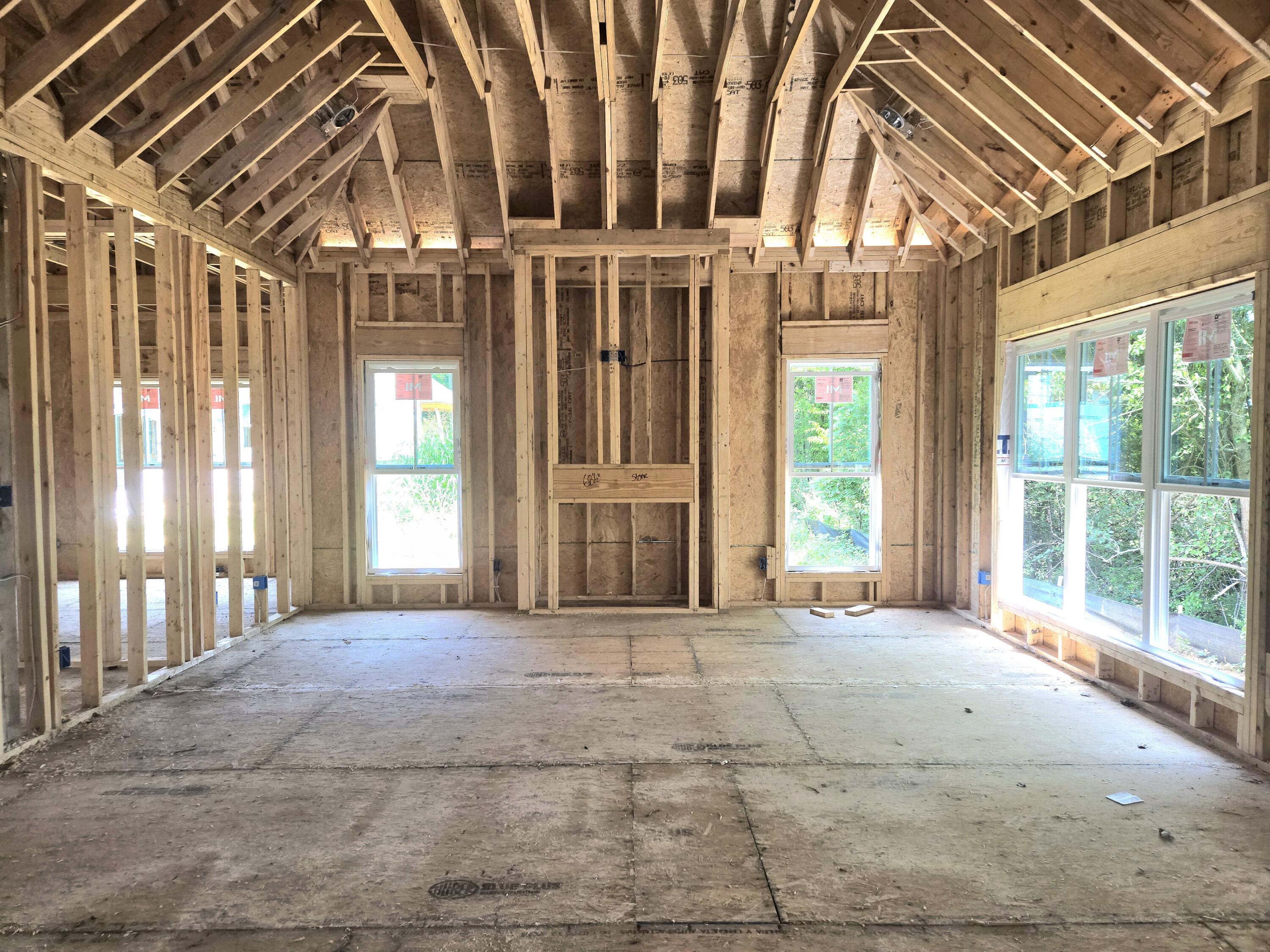 28 Cobblestone Trail 12