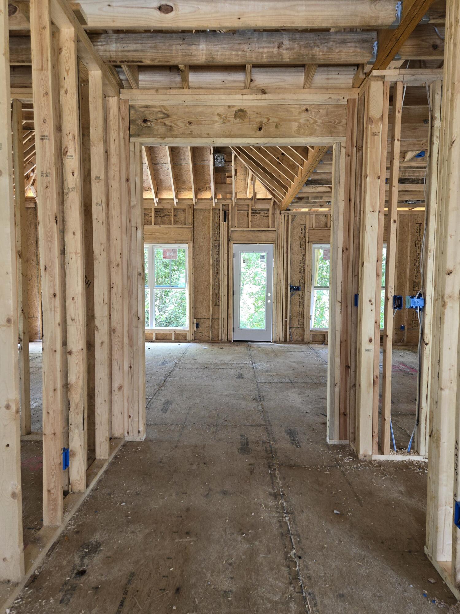 28 Cobblestone Trail 12