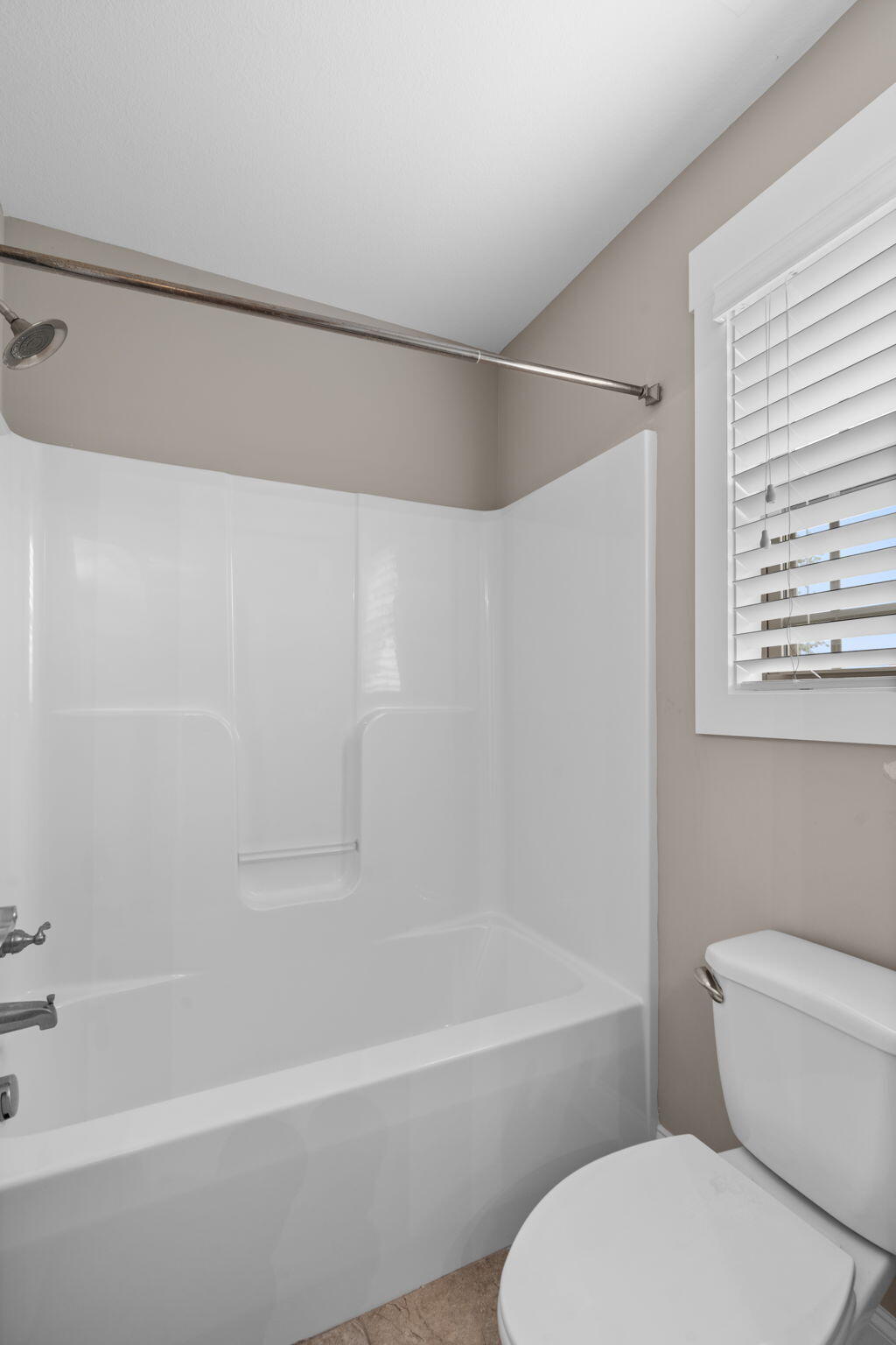 7318 Burberry Trail, Ooltewah, Tennessee image 42