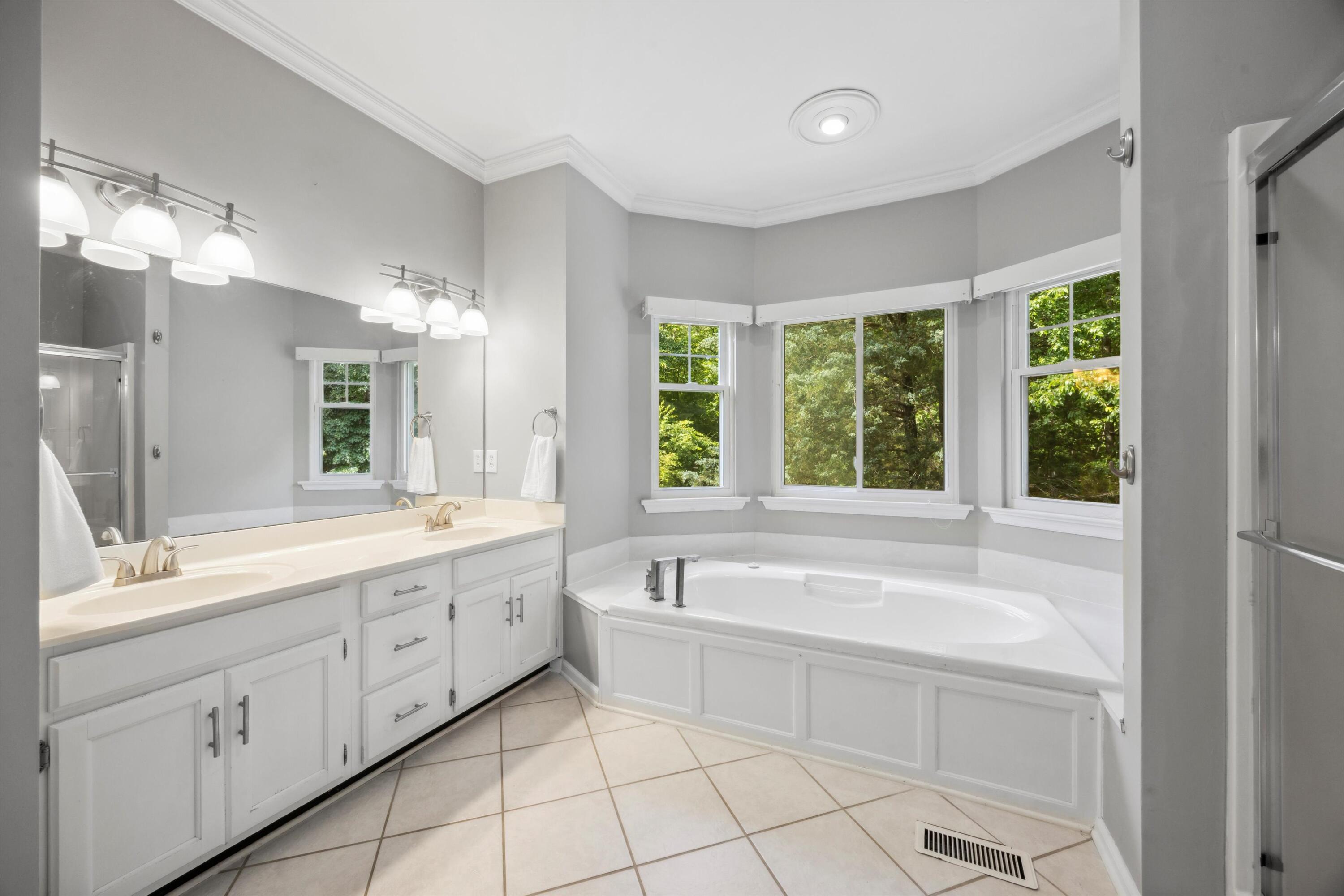 5306 Kellys Point, Ooltewah, Tennessee image 20