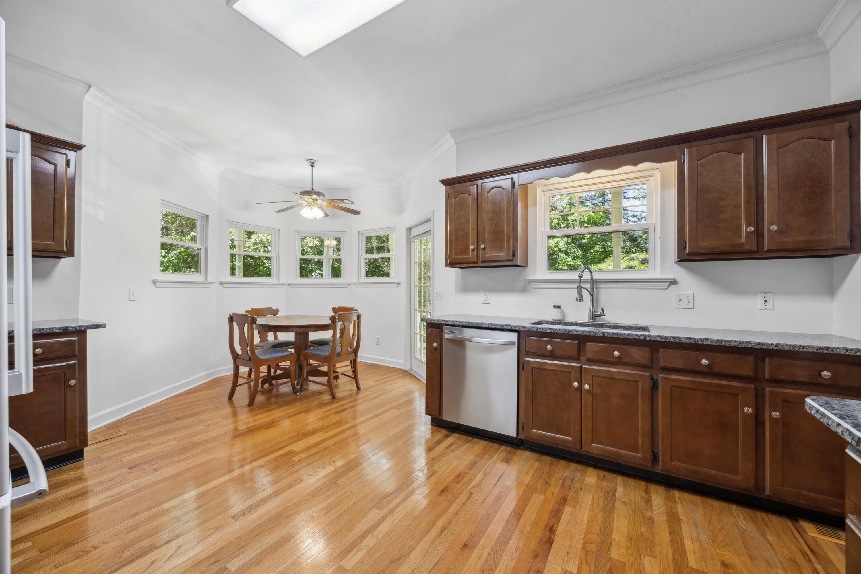 5306 Kellys Point, Ooltewah, Tennessee image 13