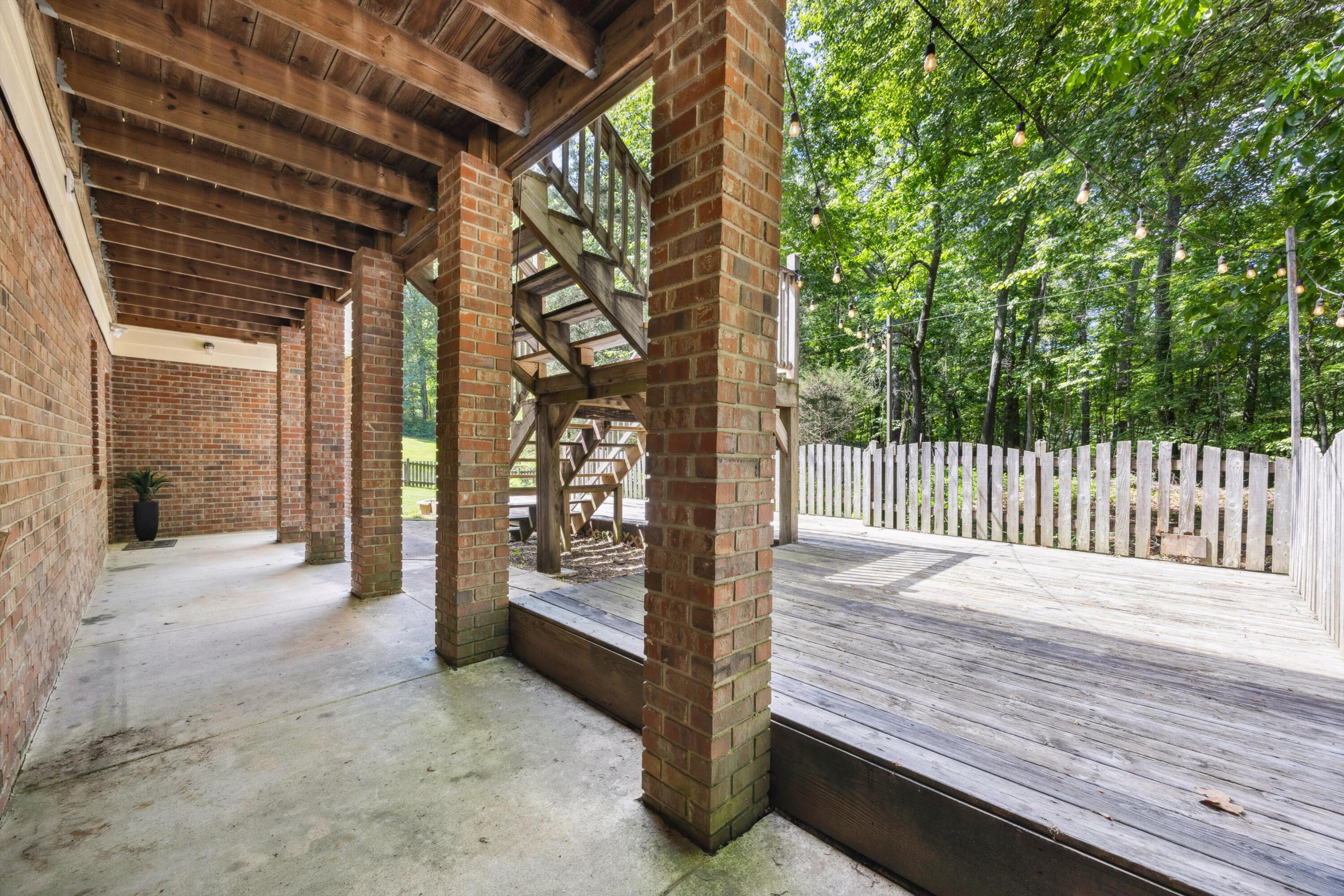 5306 Kellys Point, Ooltewah, Tennessee image 39