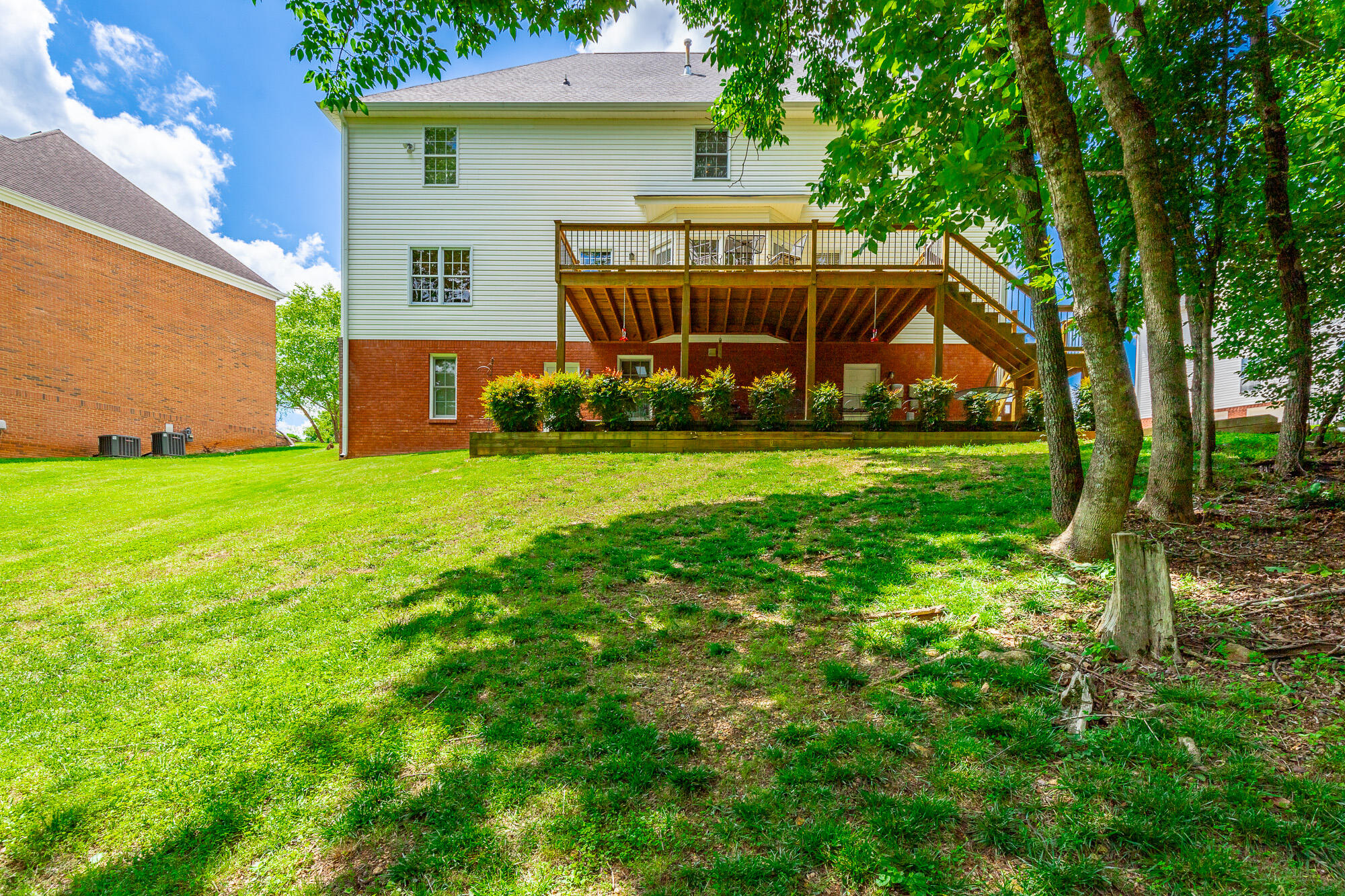 2023 Bay Pointe Drive