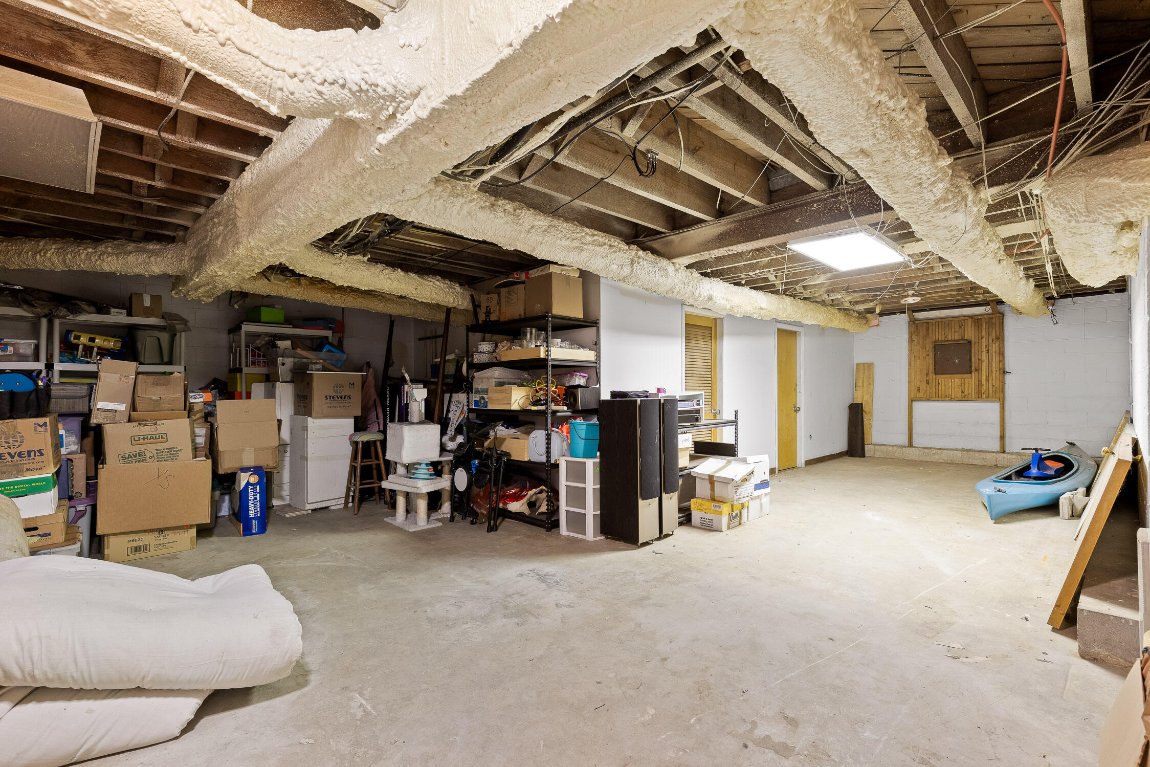 Chattanooga, Tennessee 37411, United States, 4 Bedrooms Bedrooms, ,4 BathroomsBathrooms,Residential,Contingent,89563