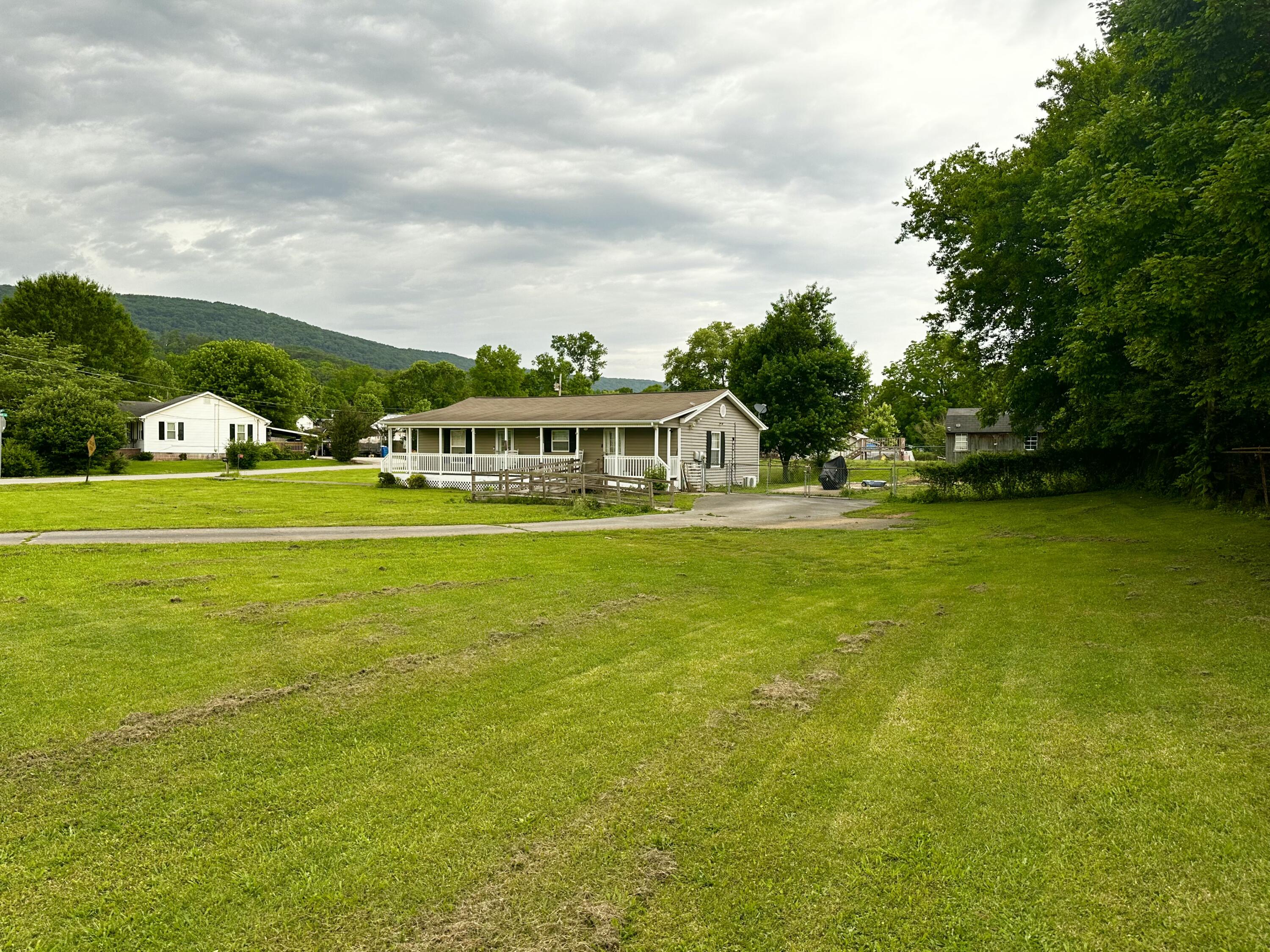 219 Igou Ferry Road, Soddy Daisy, Tennessee image 7