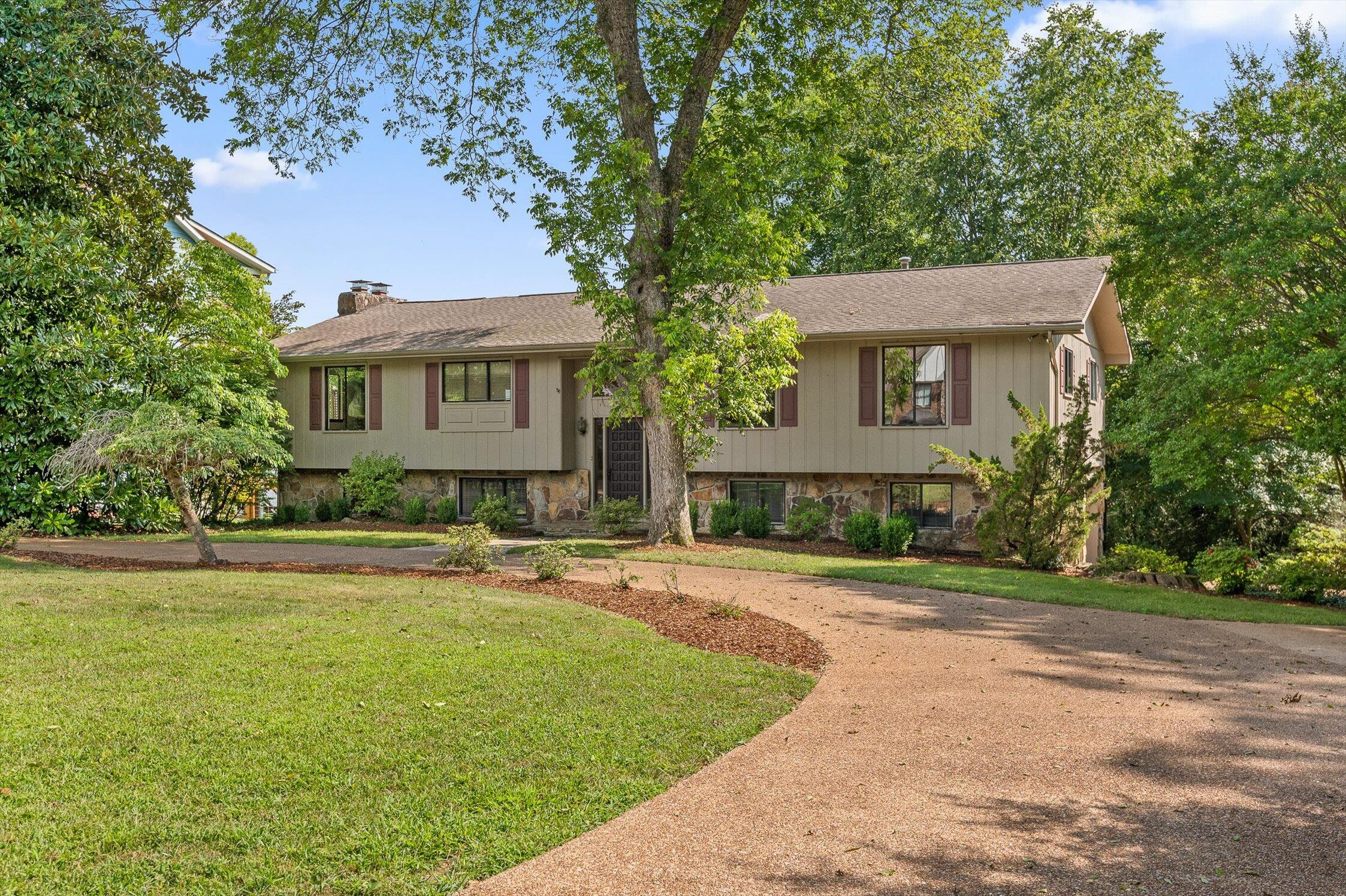 4128 Hamill Road