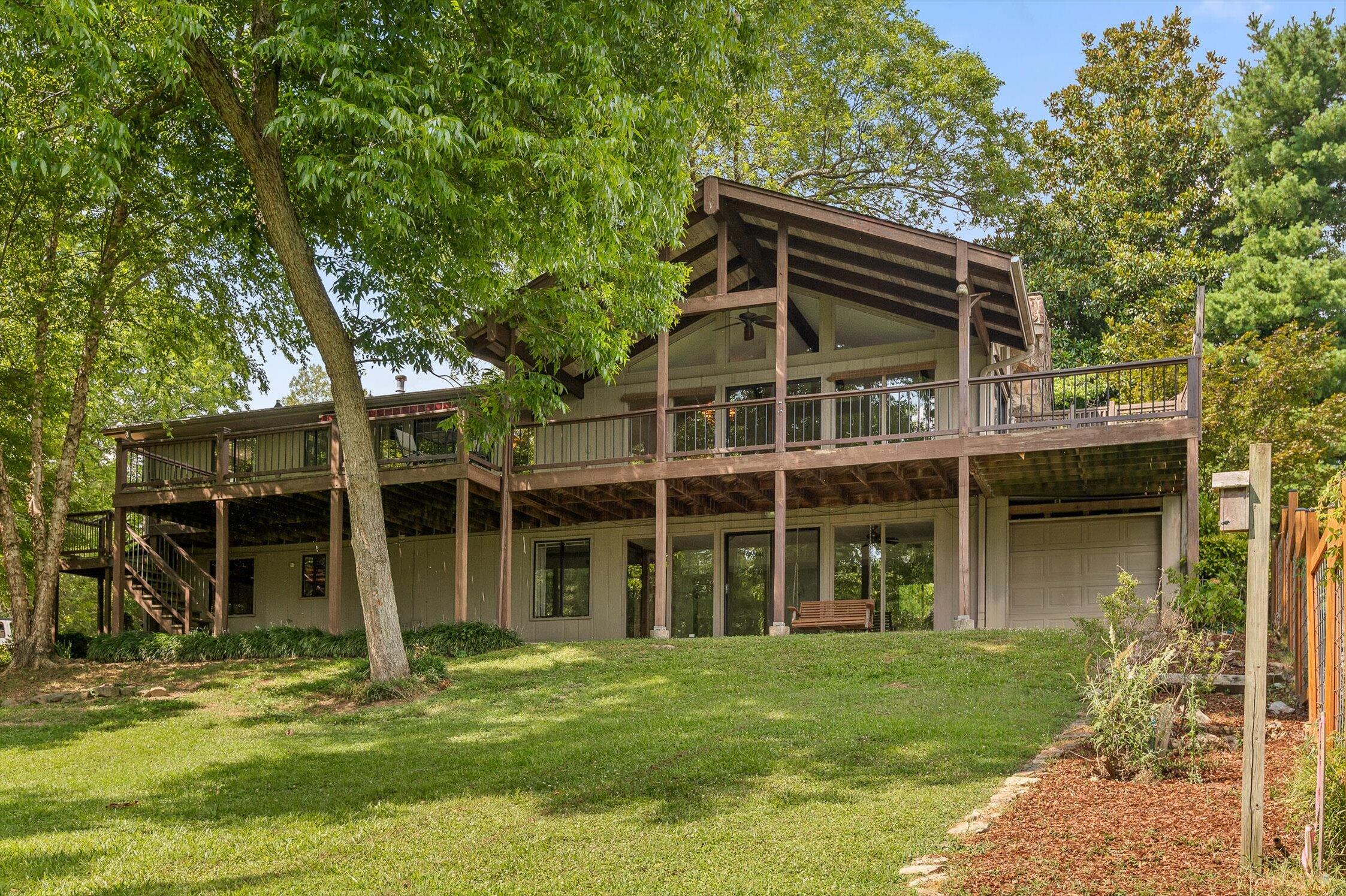 4128 Hamill Road