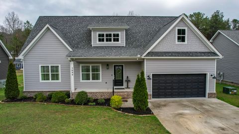 Photo of 3086 Crow Road NE, Dalton, GA 30721 (MLS # 1530429)