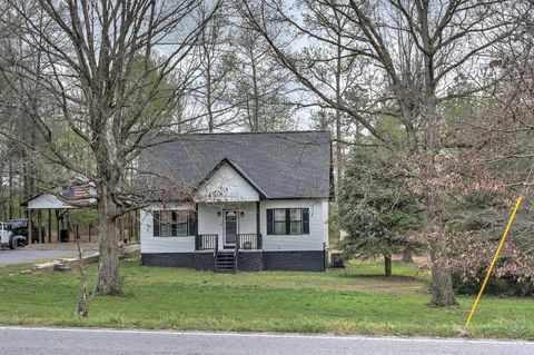 Homes For Sale - 12966 Alabama 75<br/> Henagar, AL 35978