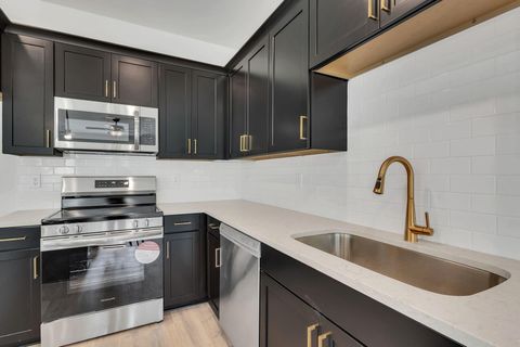 Tiny photo for 1827 Cotton Way, Chattanooga, TN 37404 (MLS # 1527909)