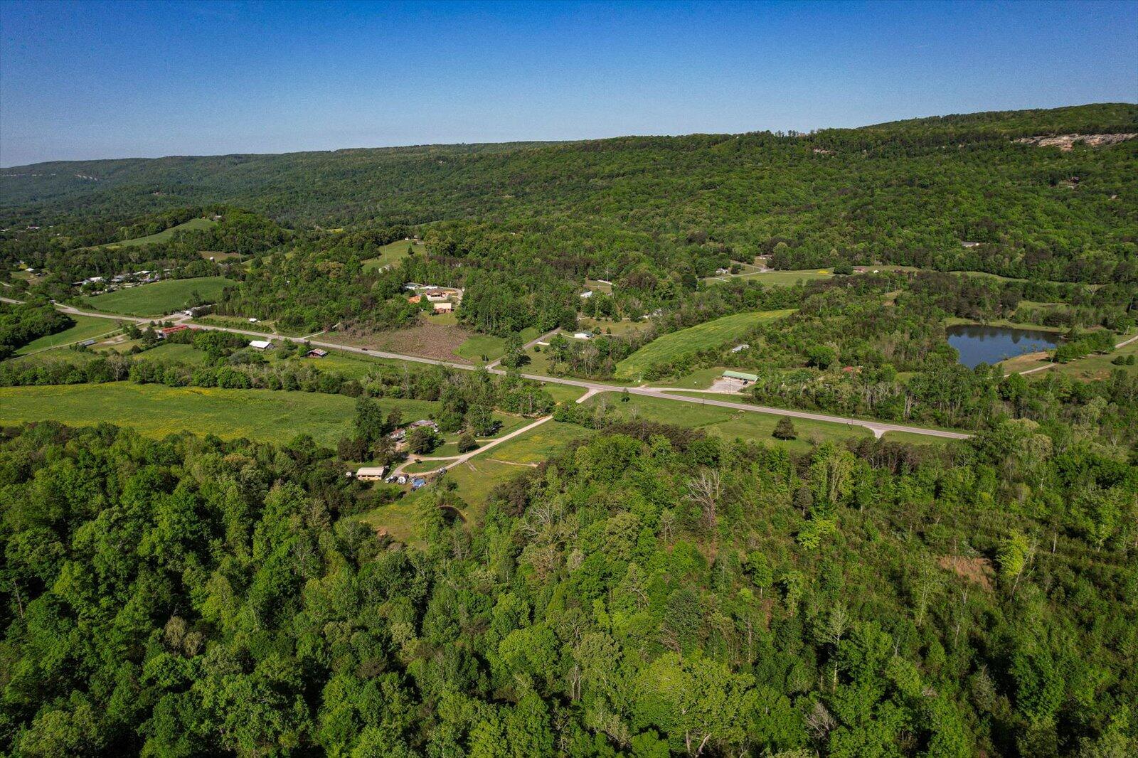 34 Mule Lane, Pikeville, Tennessee image 5