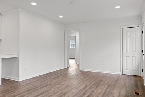 Tiny photo for 824 Clift Street, Chattanooga, TN 37405 (MLS # 1527321)