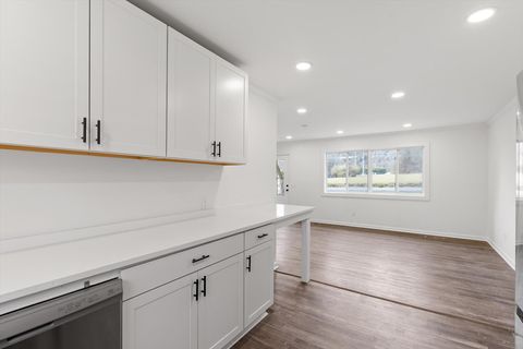 Tiny photo for 824 Clift Street, Chattanooga, TN 37405 (MLS # 1527321)