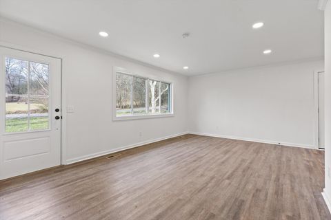 Tiny photo for 824 Clift Street, Chattanooga, TN 37405 (MLS # 1527321)