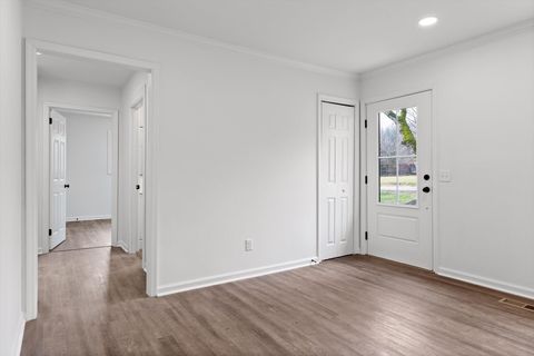 Tiny photo for 824 Clift Street, Chattanooga, TN 37405 (MLS # 1527321)