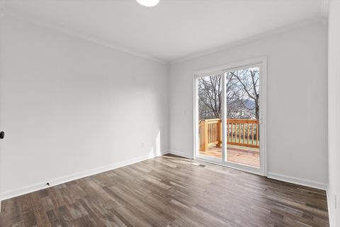 Tiny photo for 824 Clift Street, Chattanooga, TN 37405 (MLS # 1527321)