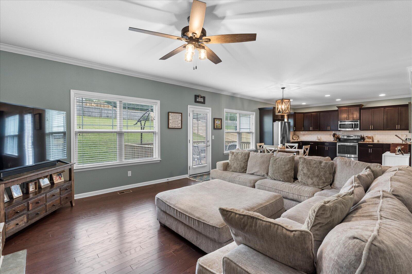 8549 Banner Elk Road, Soddy Daisy, Tennessee image 11