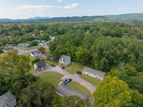 Photo of 126 S Liner Street, Rossville, GA 30741 (MLS # 1521405)