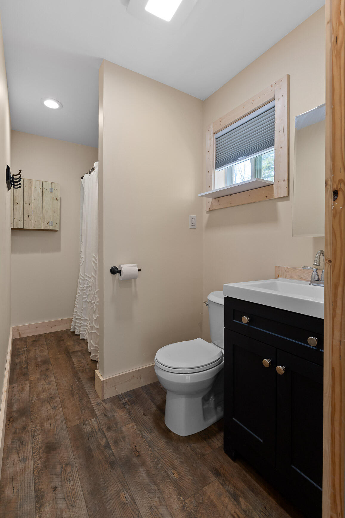 Chickamauga, Georgia 30707, United States, 1 Bedroom Bedrooms, ,1 BathroomBathrooms,Residential,Active,220828