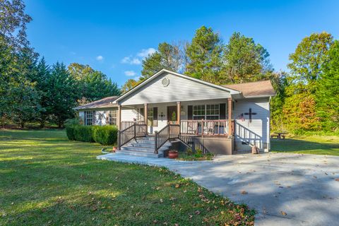 Photo of 2056 Mulberry Lane, Tunnel Hill, GA 30755 (MLS # 1503170)